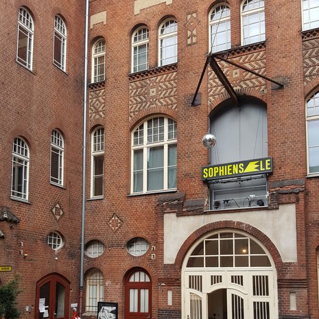 Frontansicht der Sophiensaele in Berlin.